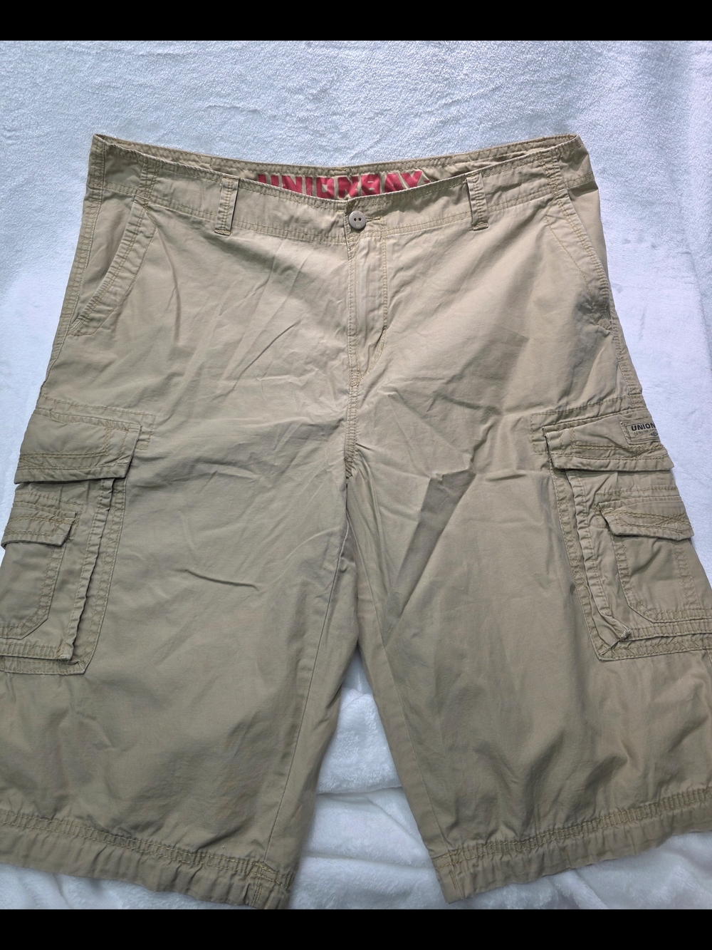 Mens UNIONBAY Tan Cargo Shorts with Multi-Pocket Design